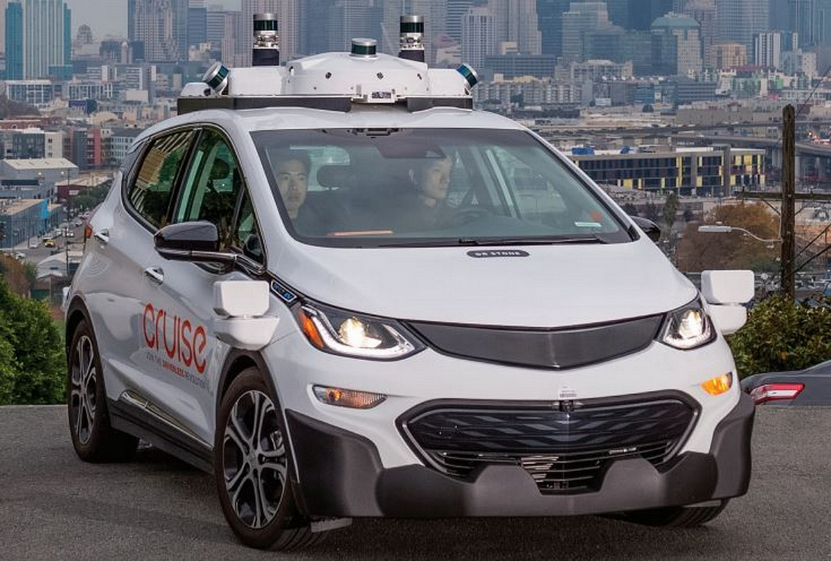 Круиз GM получает первое разрешение в Калифорнии на платные перевозки пассажиров в беспилотниках