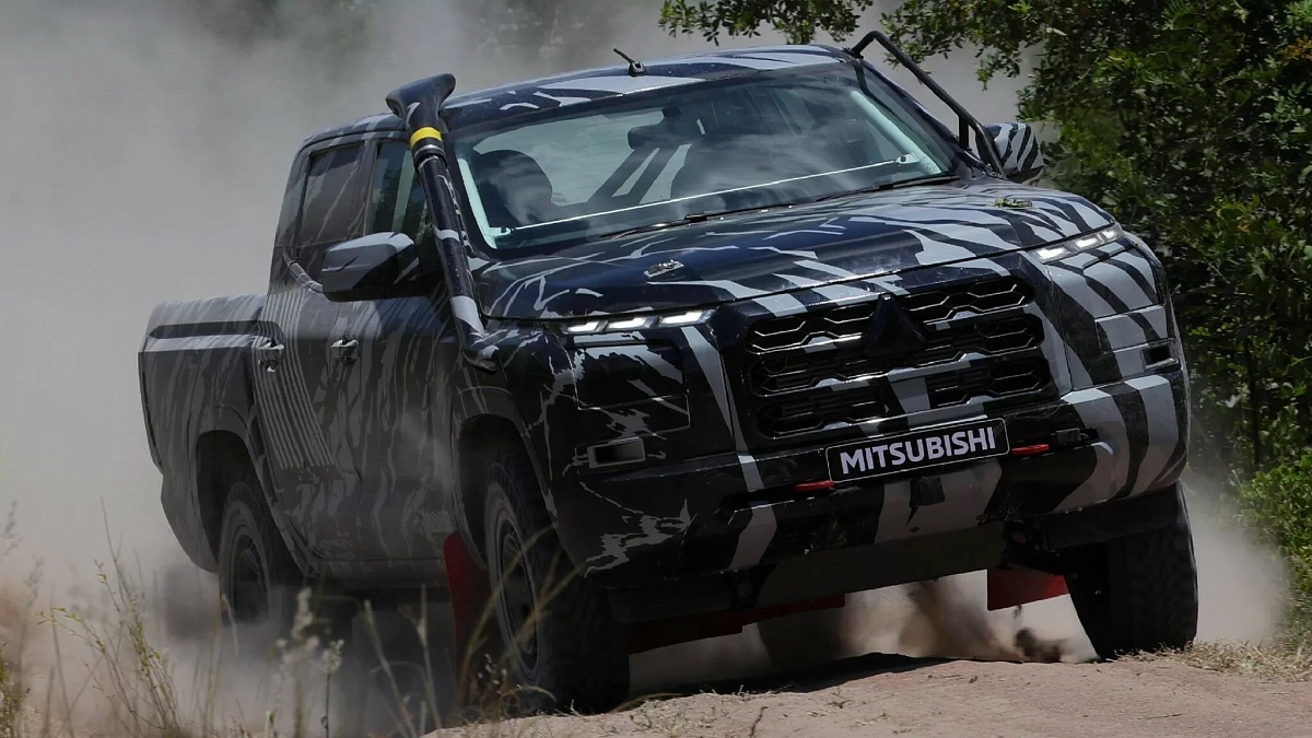 Mitsubishi Ralliart анонсировала пикап Triton Cross-Country Rally Pickup следующего поколения