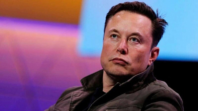 Компания Tesla намерена уволить часть своих работников