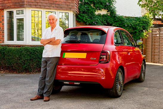 За всю свою жизнь, 84-летний Дэвид Франклин купил 55 машин марки Fiat 