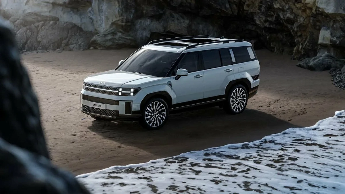 Сенсация: Hyundai Santa Fe V уже в России – цена выгоднее Geely и Jaecoo