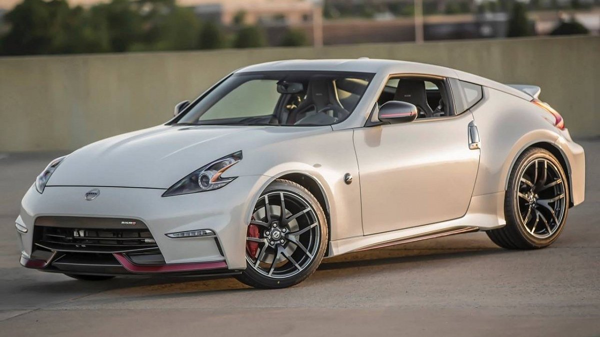 Корпорация Nissan собирается выпустить новый 370Z