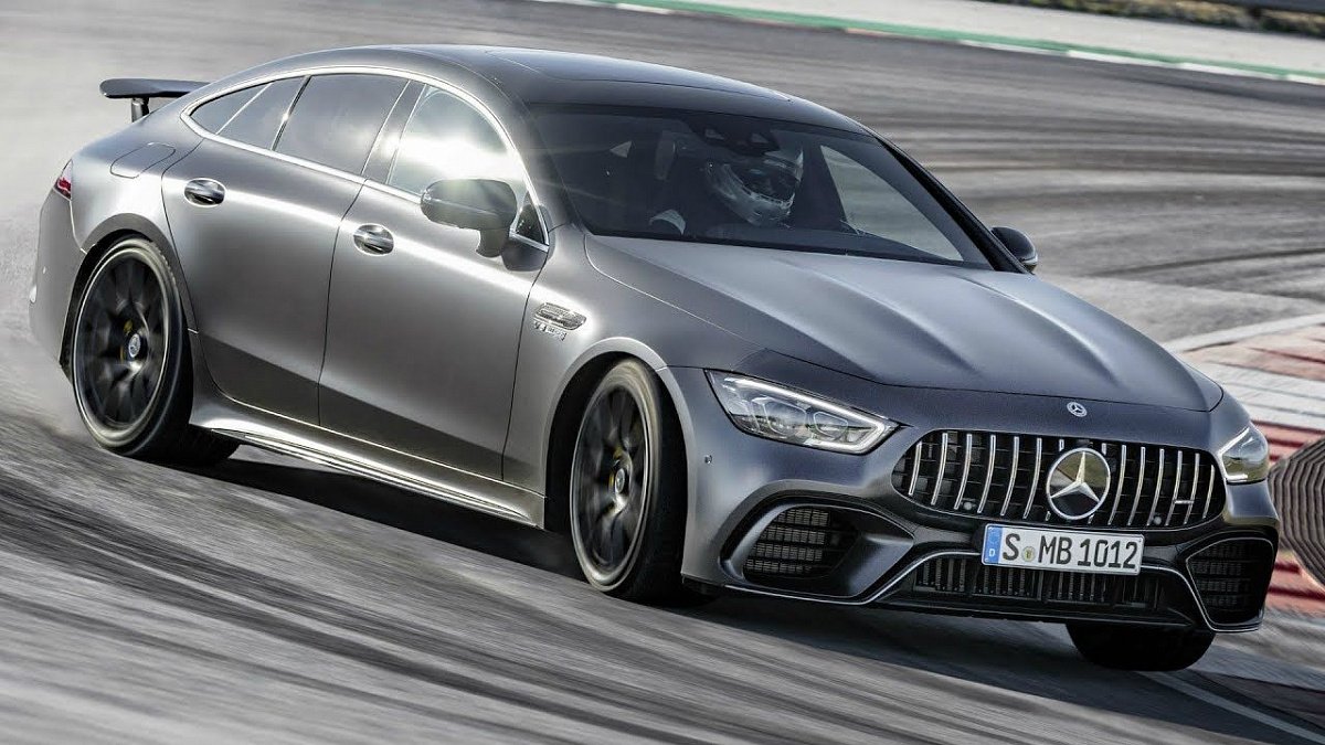 Mercedes AMG gt 63 s White