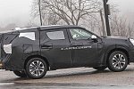 Новый Toyota Highlander попался фотографам