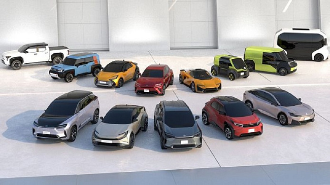 Компания TOYOTA планирует пересмотреть подход к производству своих электромобилей