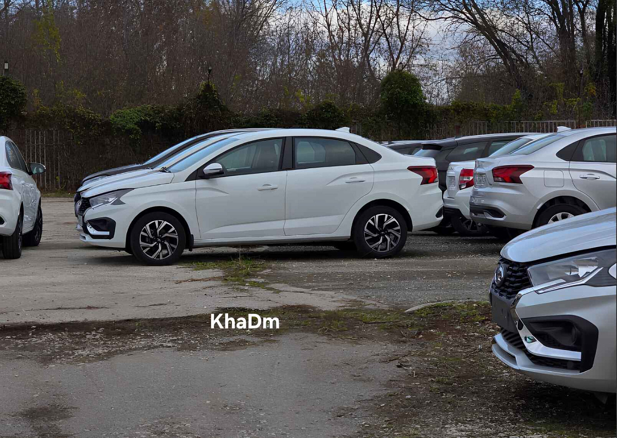 Секрет LADA Iskra: почему у дилеров только 1-2 машины - декабрь все изменит