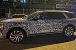 Роскошный Hongqi E115 показали на фото без камуфляжа