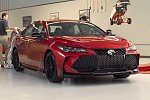 Toyota Camry и Avalon получили заводской тюнинг в версии TRD