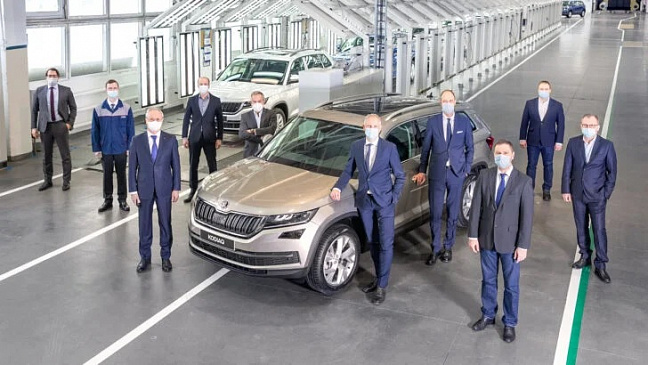 «Ъ»: ГАЗ прекратит выпуск иномарок Volkswagen и Skoda из-за антироссийских санкций США