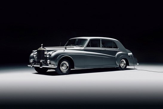 Британцы сделали из классических Rolls-Royce электрокары