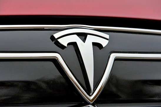 АВТОВАЗ заявил, что не считает Tesla конкурентом