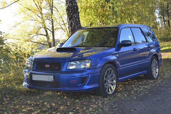 Посмотрите на разгон 340-сильного Subaru Forester STI 2004 года