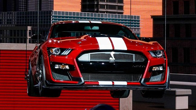 Новый Ford Mustang Shelby GT500 будет очень тяжелым