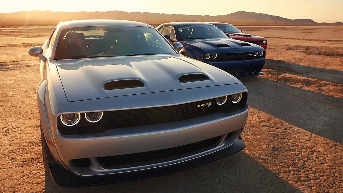 Dodge Challenger SRT Hellcat получил 808 «лошадей» под капот