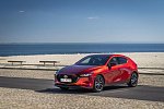 Британские автомобилисты получили доступ к новому хэтчбеку Mazda 3