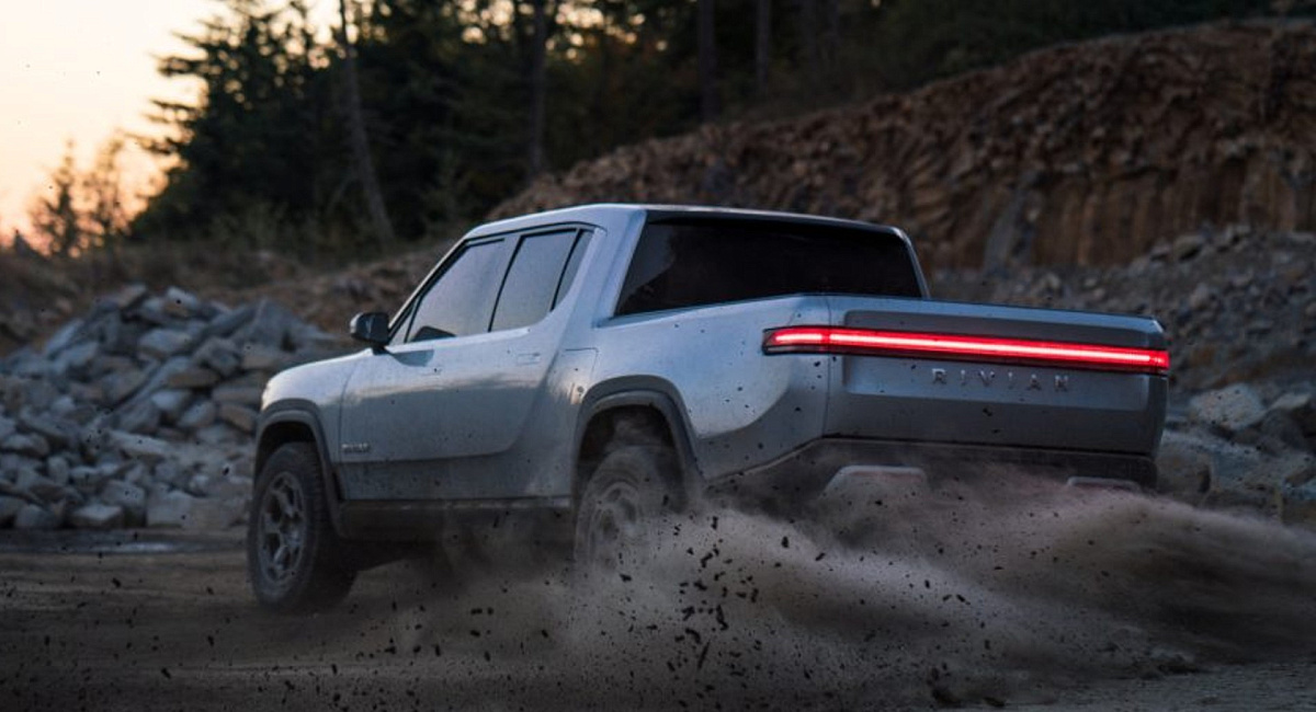 Компания Rivian отложила выпуск платформы R2 следующего поколения до 2026 года