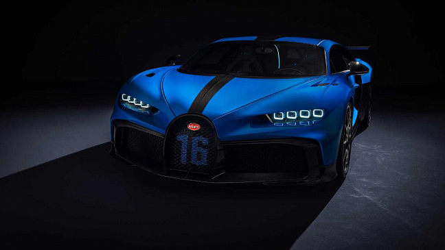 В Сети показали впечатляющий разгон гиперкара Bugatti Chiron Pur Sport 
