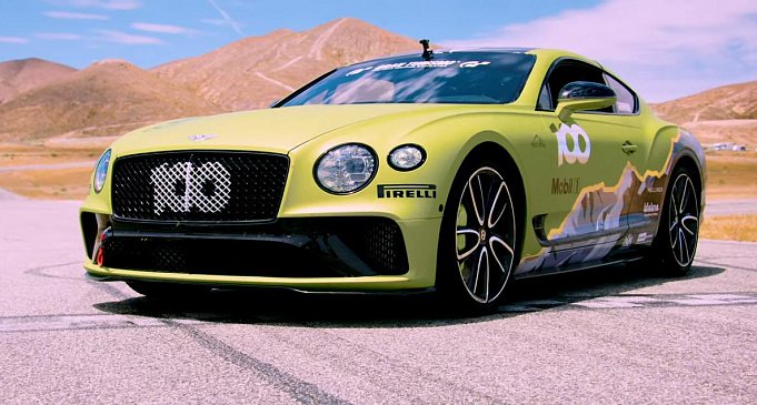 Bentley готов к рекордам: представлен гоночный Continental GT