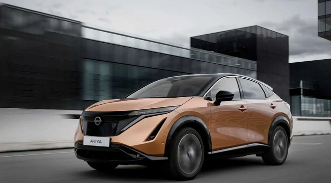 Обновленный альянс Nissan/Renault ускорит производство электромобилей