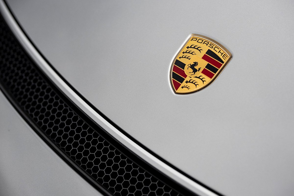 В интернете опубликовали изображение Porsche Mission C в кузове Shootingbrake