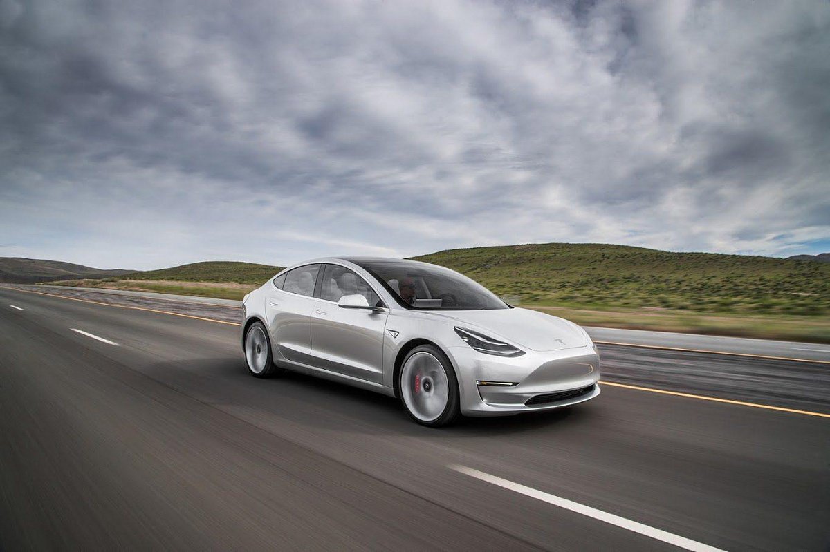 Tesla обновит свой самый доступный электромобиль