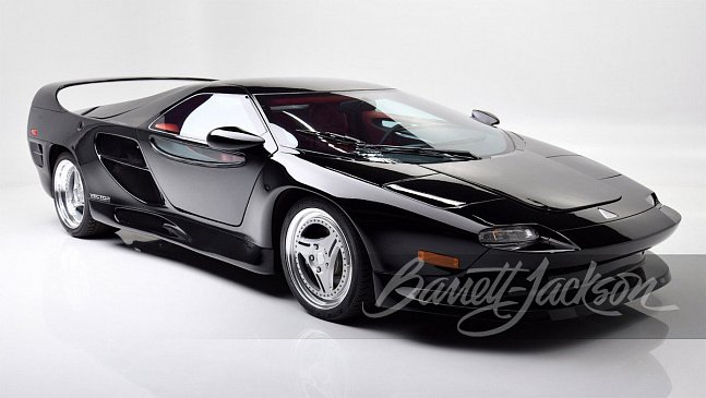 Очень редкий суперкар Vector M-12 с мотором от Lamborghini продадут на аукционе