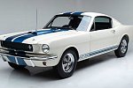 Ford Mustang Shelby GT350 1965 года с небольшим пробегом появится в продаже