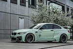 «Заряженный» BMW M2 получил широкий кузов