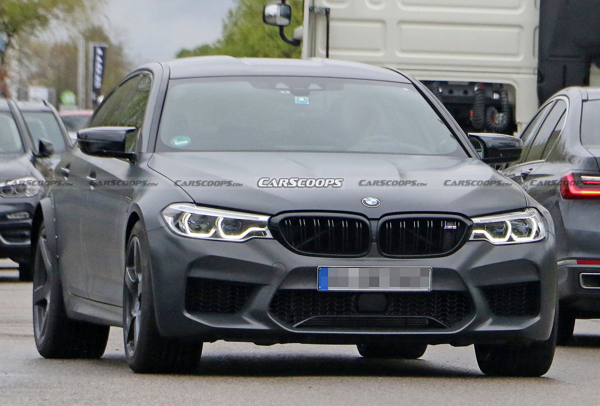 На тесты вышел загадочный BMW M5 с расширителями задних крыльев