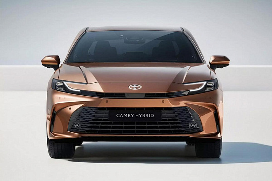 Toyota раскрыла спецификацию новой Camry для Европы