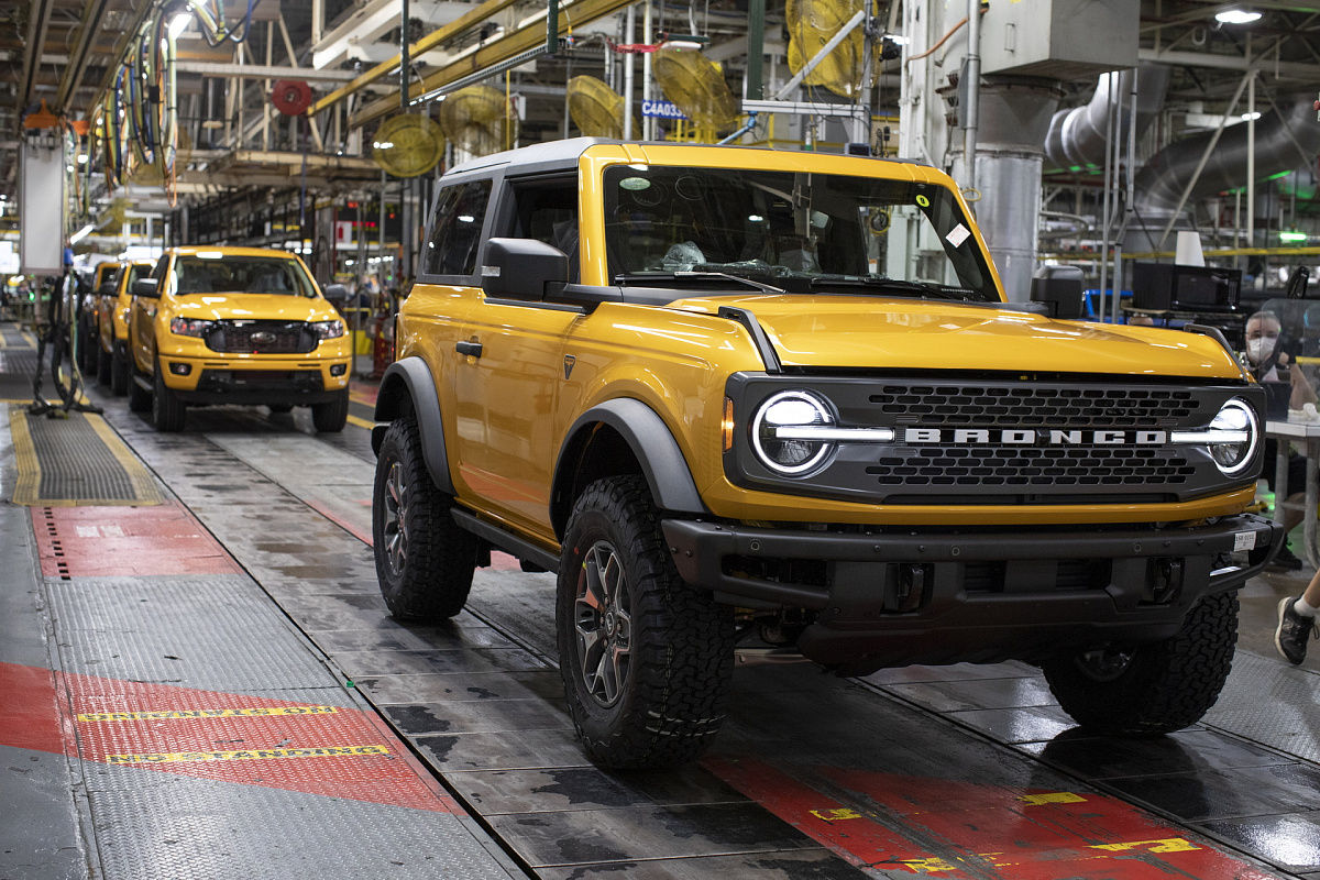 Заказчики внедорожника Ford Bronco теряют терпение после месяцев ожидания доставки