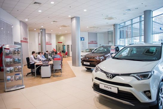 Кроссовер Toyota RAV4 стал самым продаваемым автомобилем марки в России в феврале 2021 года