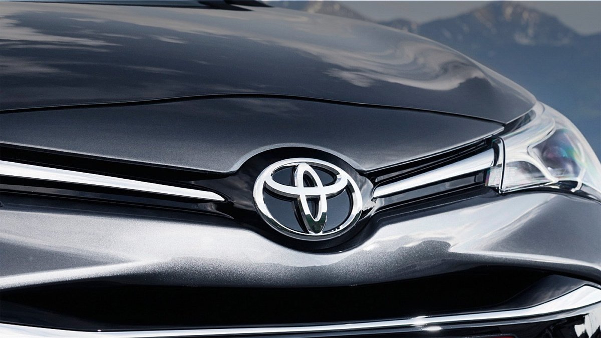 Toyota покажет в Женеве новый компактный кроссовер с полным приводом 
