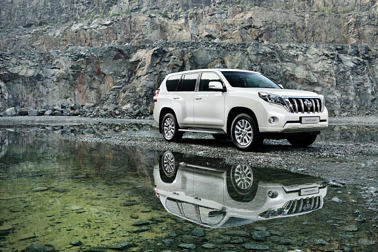 Toyota Land Cruiser Prado стал самым продаваемым японским автомобилем в РФ в 2023 года