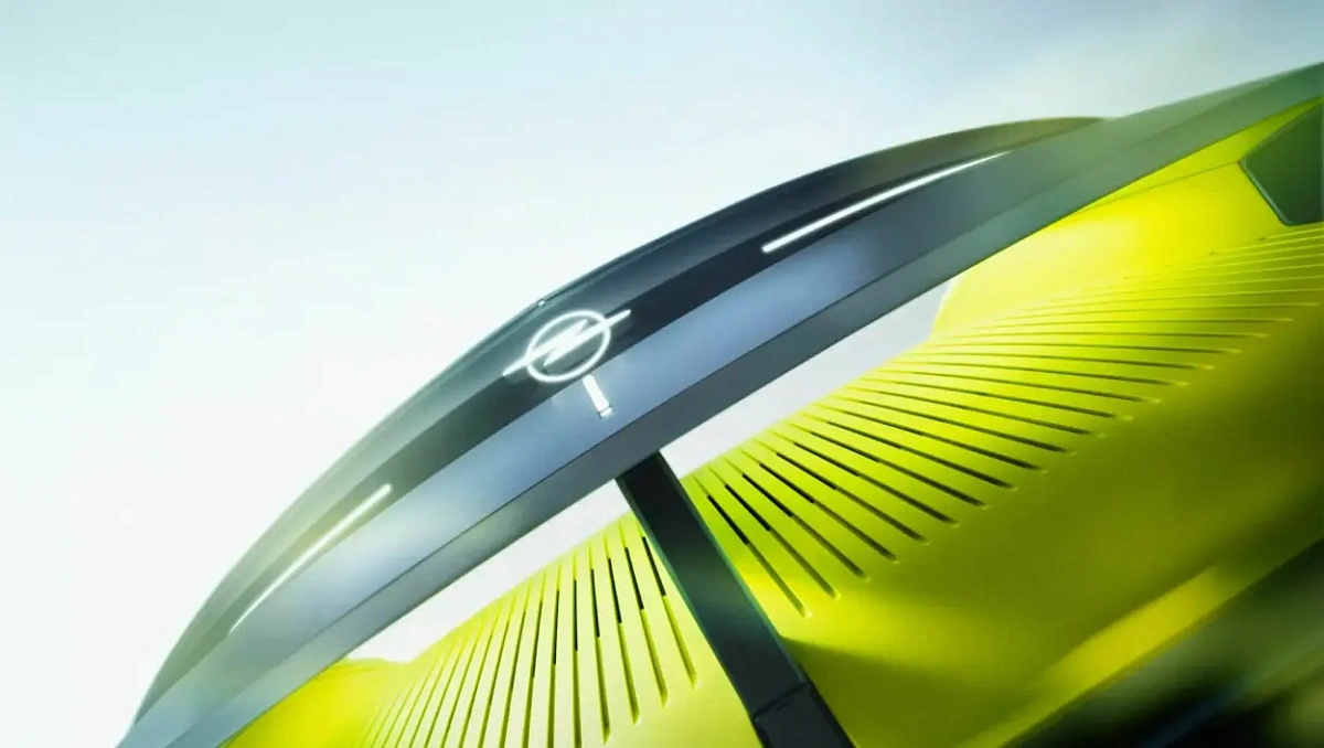 Opel работает над мощнейшим электромобилем. Новинку показали на тизерах  