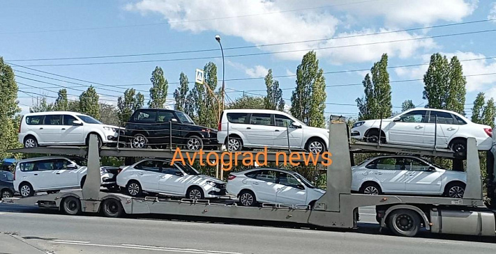 «АвтоВАЗ» начал поставки первой партии Lada Largus из 650 экземпляров 