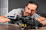 Копия Dodge Dodge собранная из Lego смогла выдержать краш-тест 