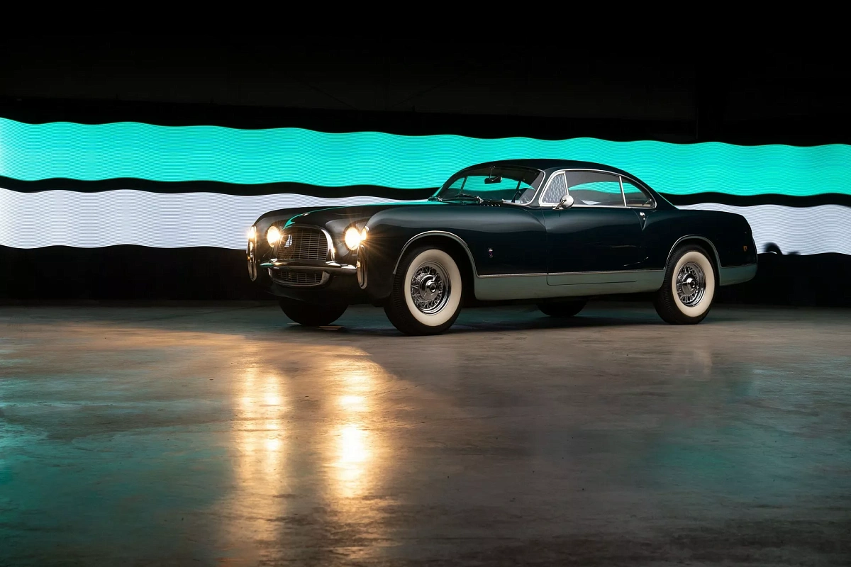 Chrysler Styling Special 1952 года от Ghia выставляется на аукцион