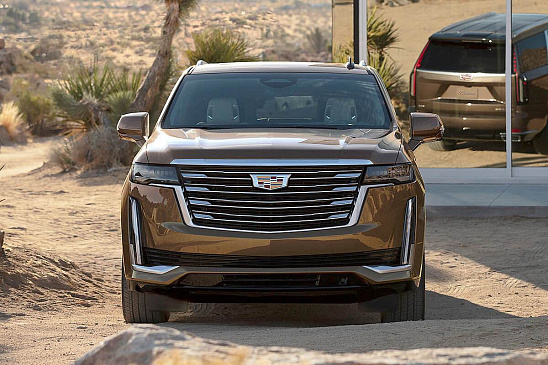 Премиальный внедорожник Cadillac Escalade стал дороже в России в январе 2021 года