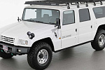 На аукционе продается японская версия Hummer H1 от Toyota 