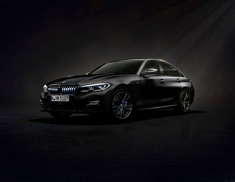 BMW представил лимитированную специальную версию BMW 330i