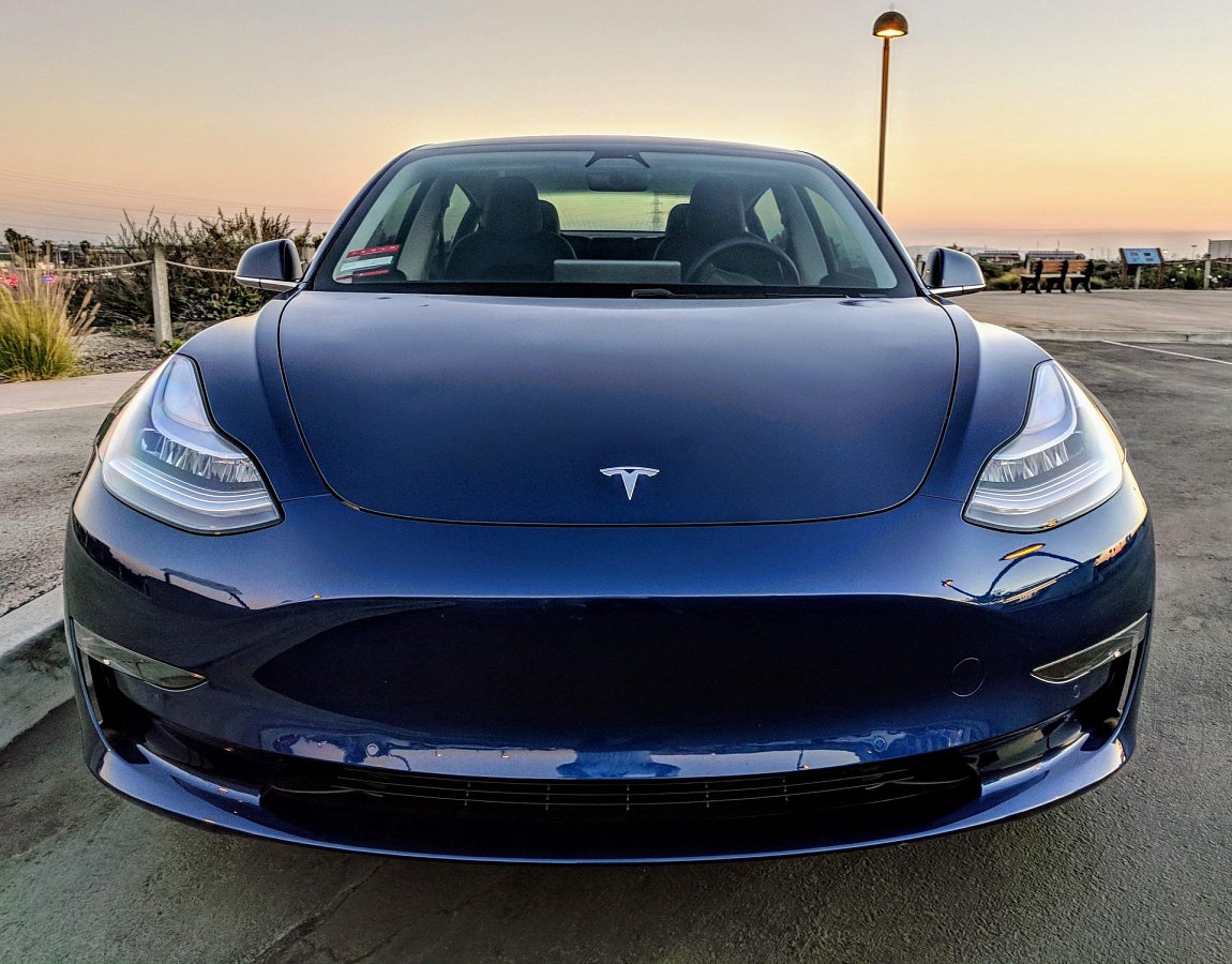 Европейская версия Tesla Model 3 будет представлена на фестивале скорости в Гудвуде