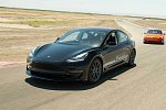 Tesla начала первые поставки Model 3 в Европу