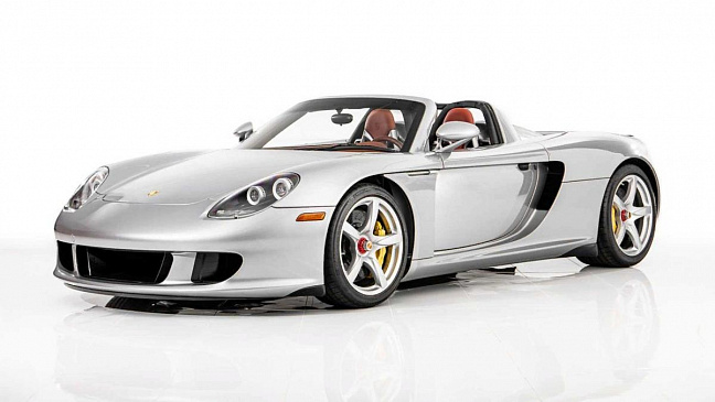 За 400 млн. руб. продается Porsche Carrera GT 2004 года с пробегом 27 км