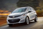 Электрохэтч Chevrolet Bolt с новой батареей ощутимо нарастил запас хода 