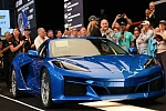 Первый серийный гибрид Chevrolet Corvette E-Ray куплен на аукционе за 1,15 миллиона долларов