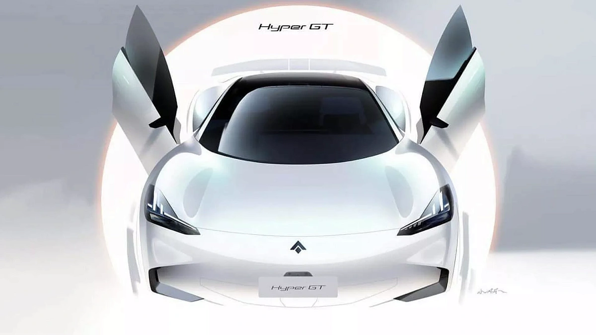 Компания GAC представил седан GAC Aion Hyper GT на официальных эскизах до дебюта на автосалоне в Гуанчжоу