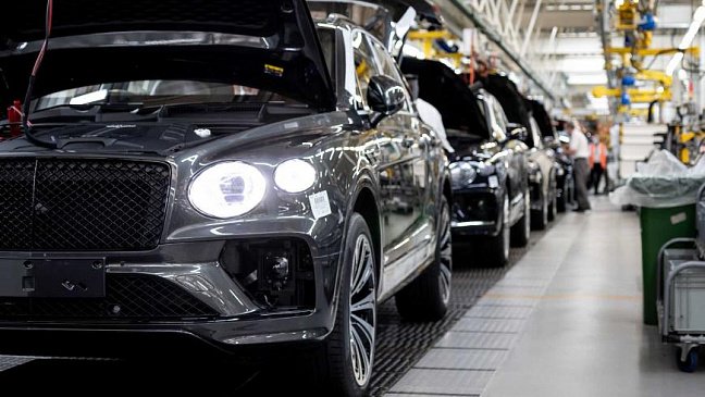 Bentley наращивает объемы производства обновленного Bentayga