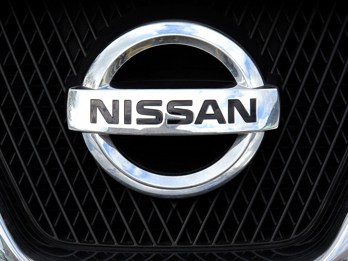 Nissan продемонстрировал обновленные фургоны NV300 и NV400