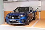 Эксперты провели обзор новейшего Mercedes-AMG GLC63 S E Performance 2025 года